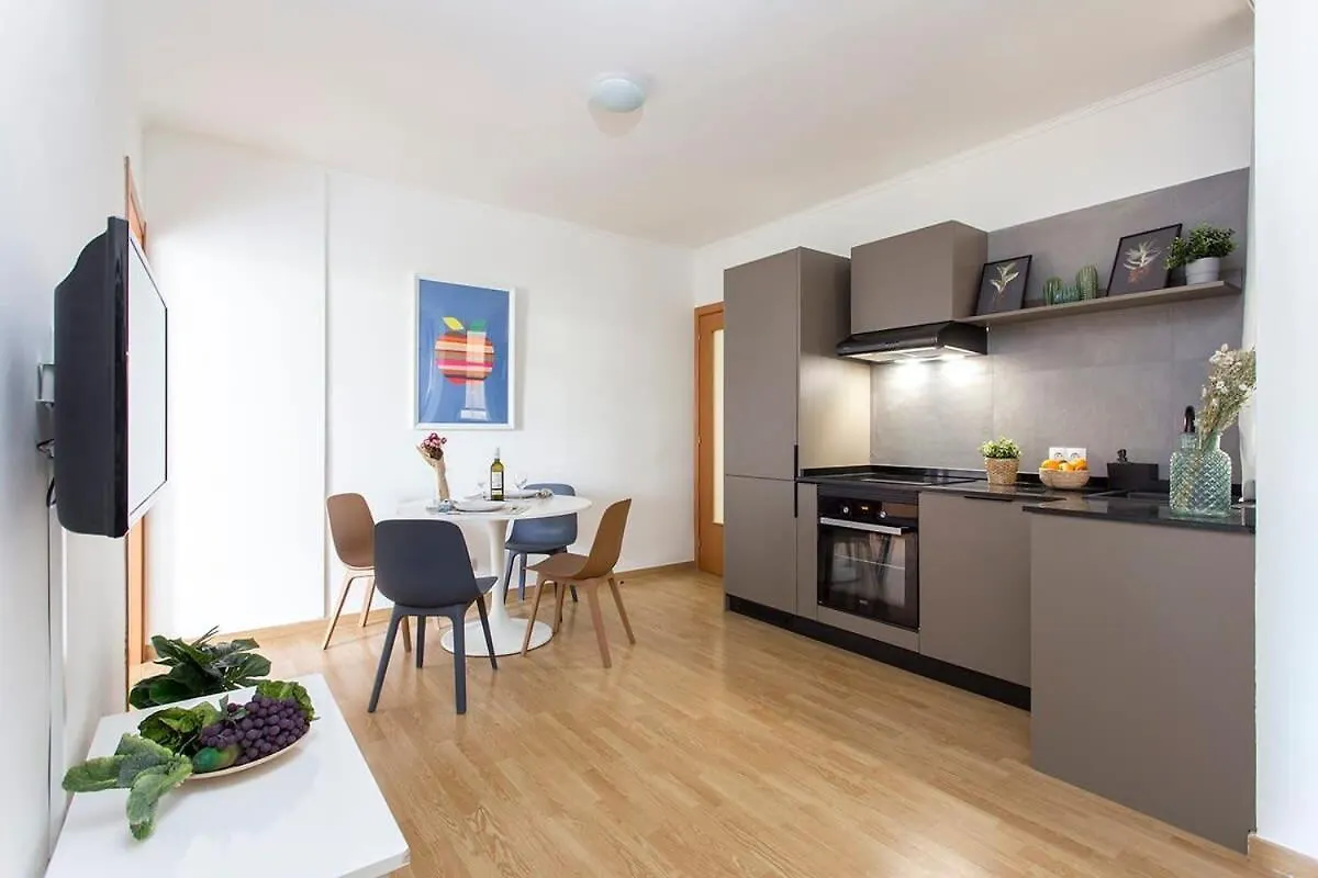 شقة Sunny 3Bd Only For Families In Poblenou Next To The Sea! برشلونة